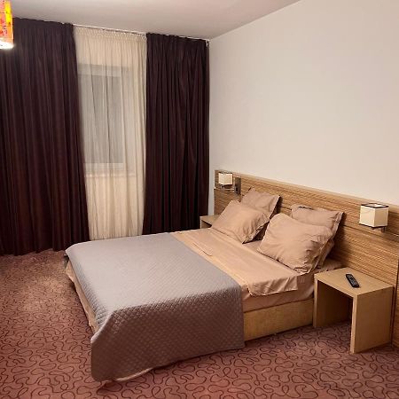 Residence Rin Grand Vitan Bucureşti Ngoại thất bức ảnh